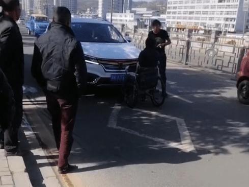 残疾人的爆料视频,引发公众关注与反思